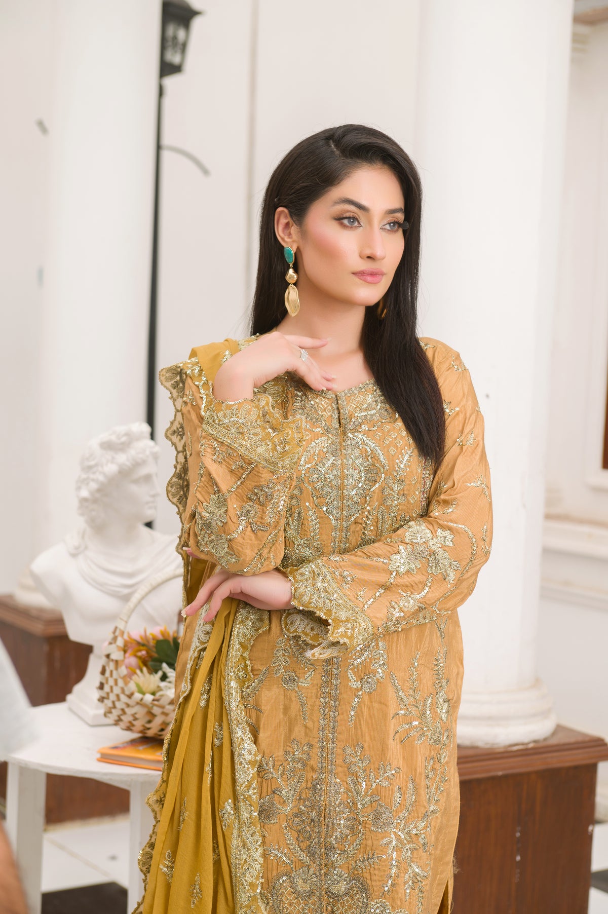 FHM-1030 I Golden Aura